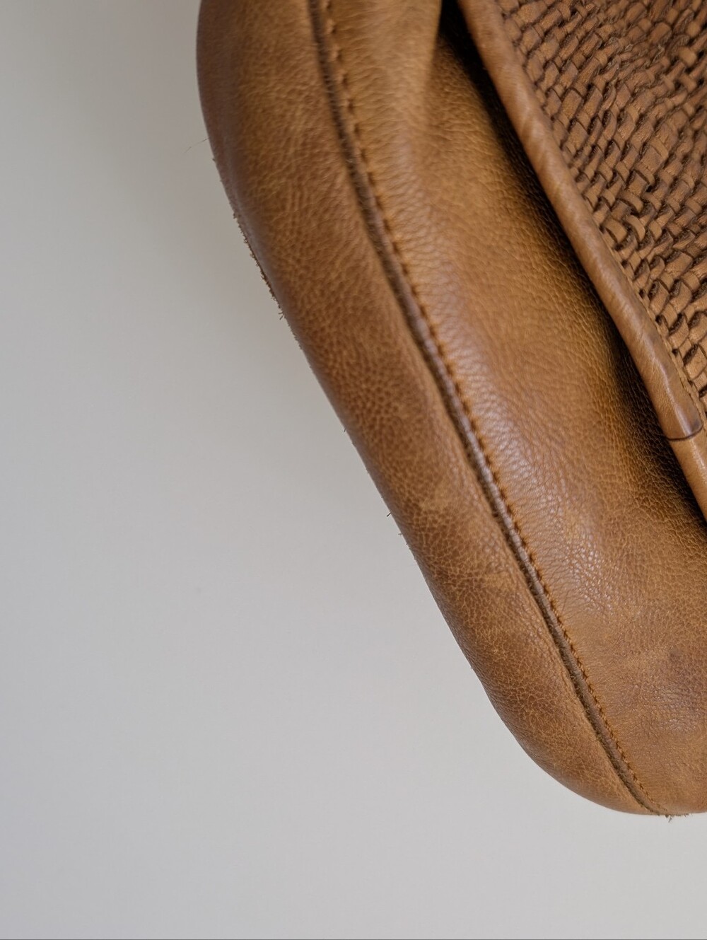 Vilenca Holland Soft Brown Leather Shoulder Bag Purse Woven Leather Front - Picture 15 of 15